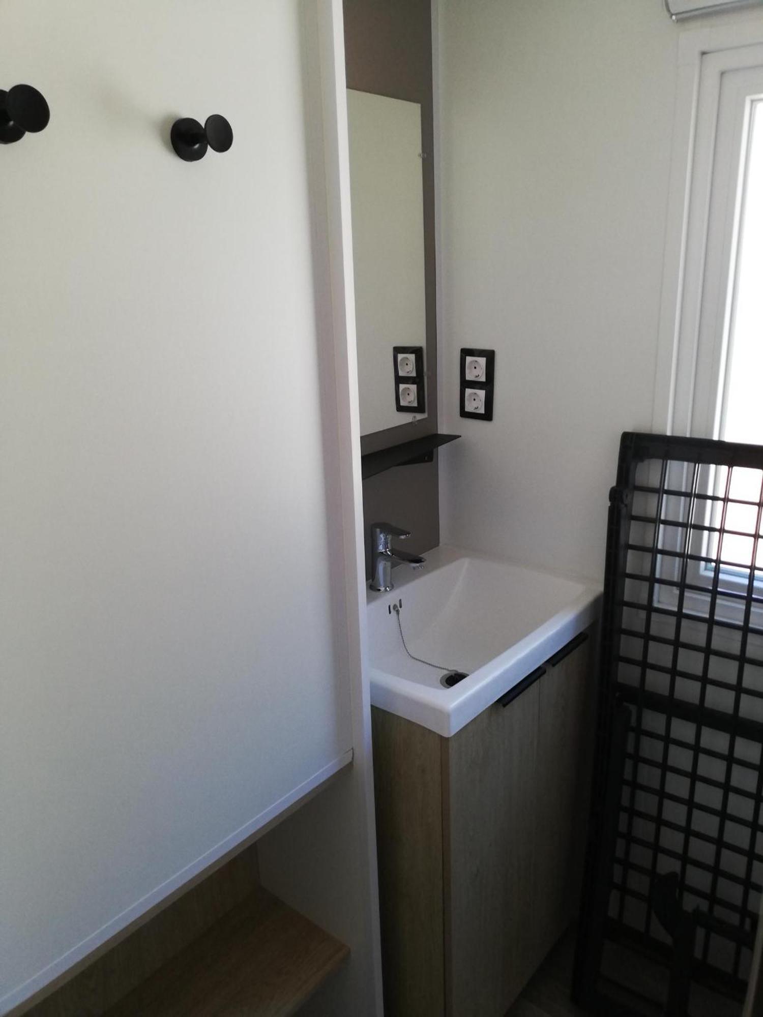 Mobilhome Clim Tele La Falaise 4 Etoiles Narbonne Luaran gambar